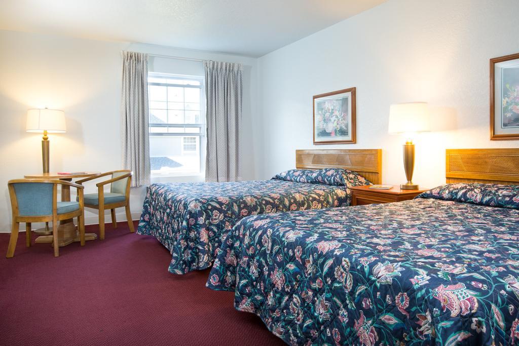 Clearwater Lakeshore Motel Mackinaw City Pokoj fotografie